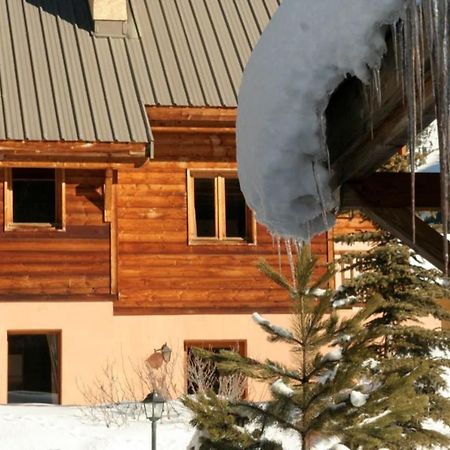 Le Leyrier Hameau Des Chazals Nevache Hautes Alpes Екстер'єр фото