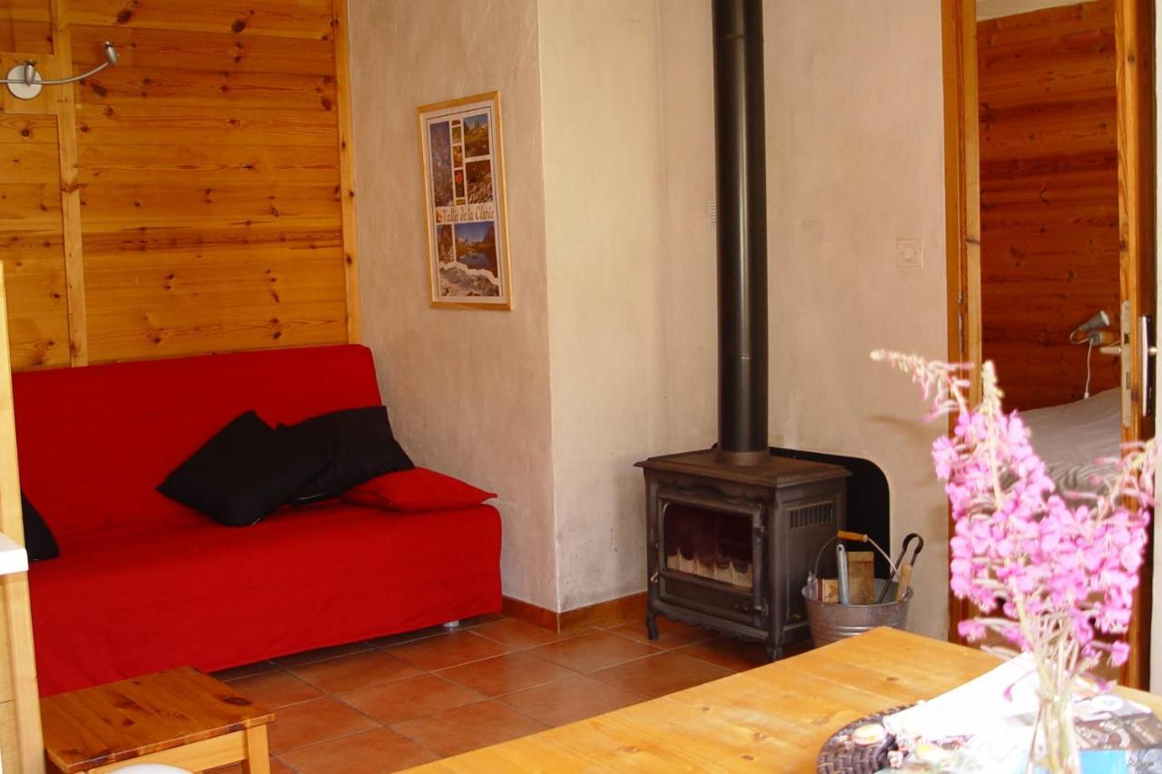 Le Leyrier Hameau Des Chazals Nevache Hautes Alpes Екстер'єр фото